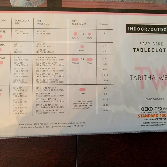 Indoor/Outdoor Tablecloth - Picture 3 of 3